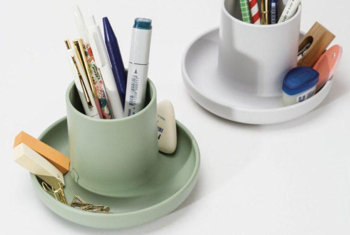 Neat desk, with Upside DownMushroom Tray